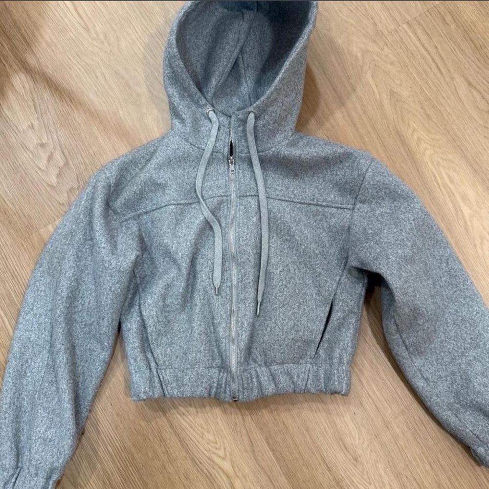 Edikted Gray Cropped Jacket